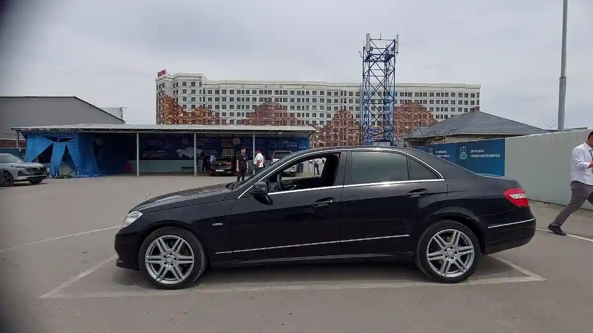 Mercedes-Benz E-Класс 2011 года за 9 500 000 тг. в Шымкент