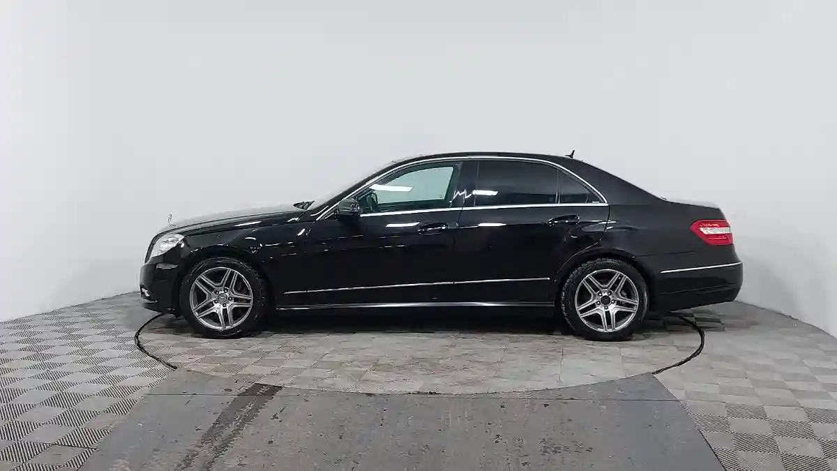 Mercedes-Benz E-Класс 2010 года за 7 350 000 тг. в Астана