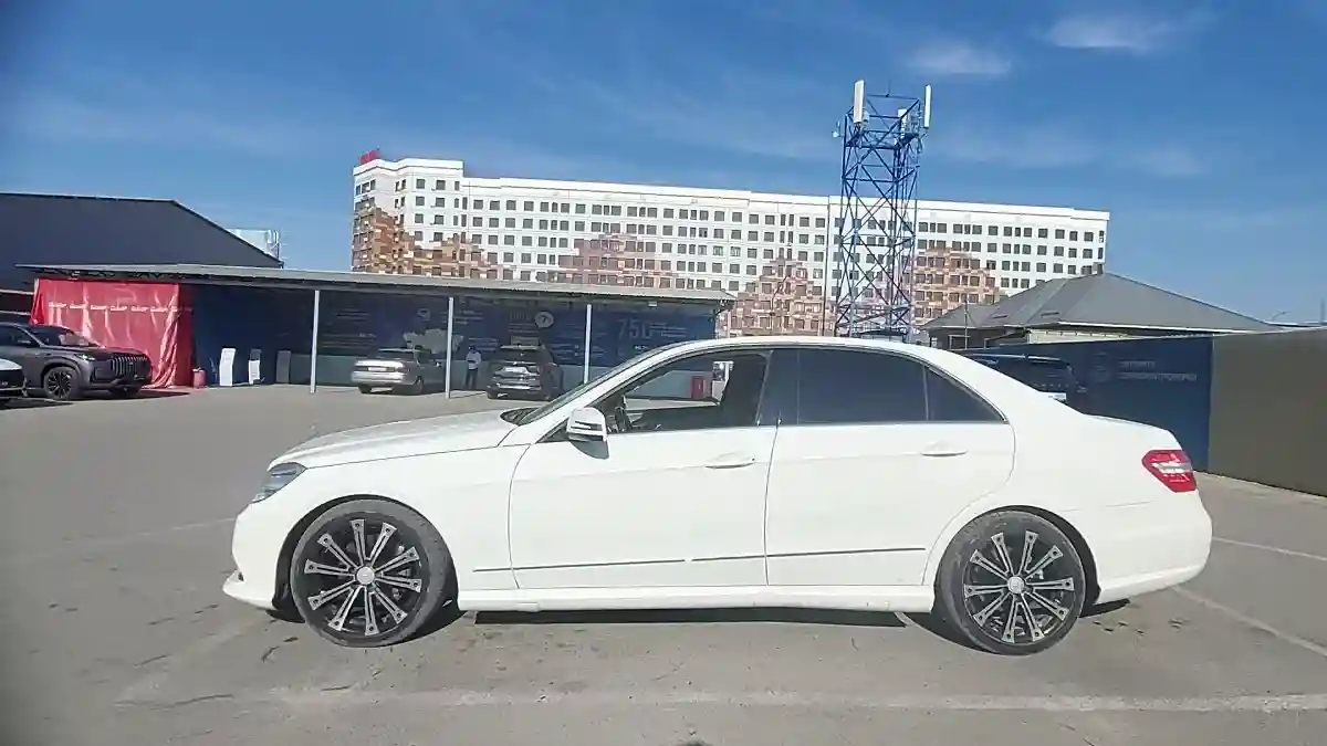 Mercedes-Benz E-Класс 2011 года за 8 500 000 тг. в Шымкент