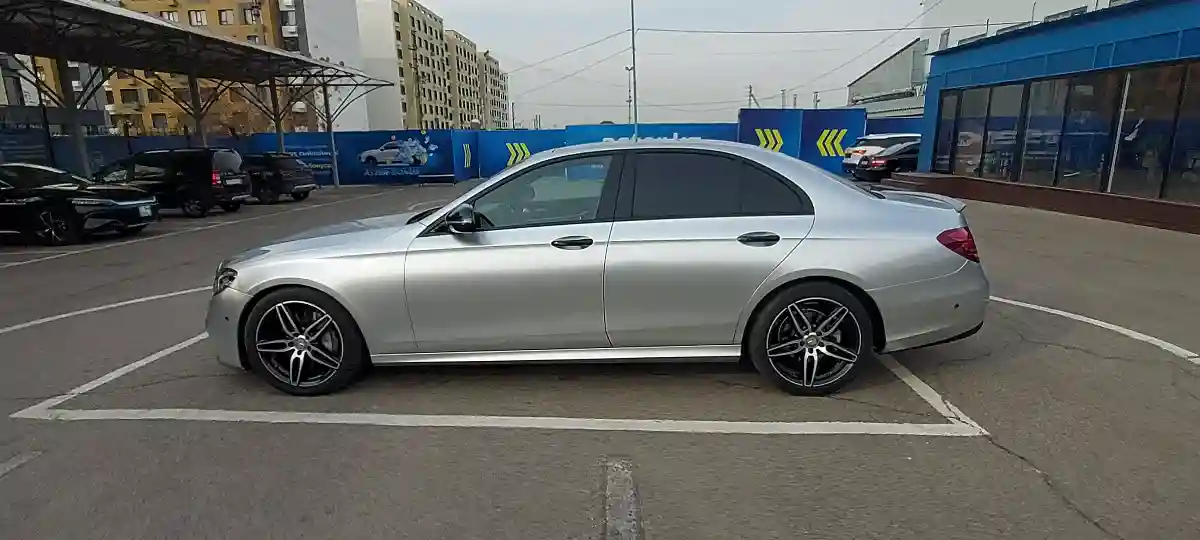 Mercedes-Benz E-Класс 2016 года за 16 300 000 тг. в Алматы