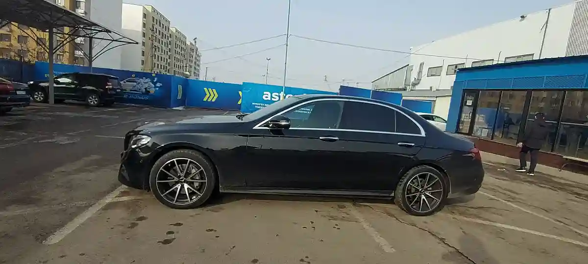 Mercedes-Benz E-Класс 2018 года за 16 500 000 тг. в Алматы