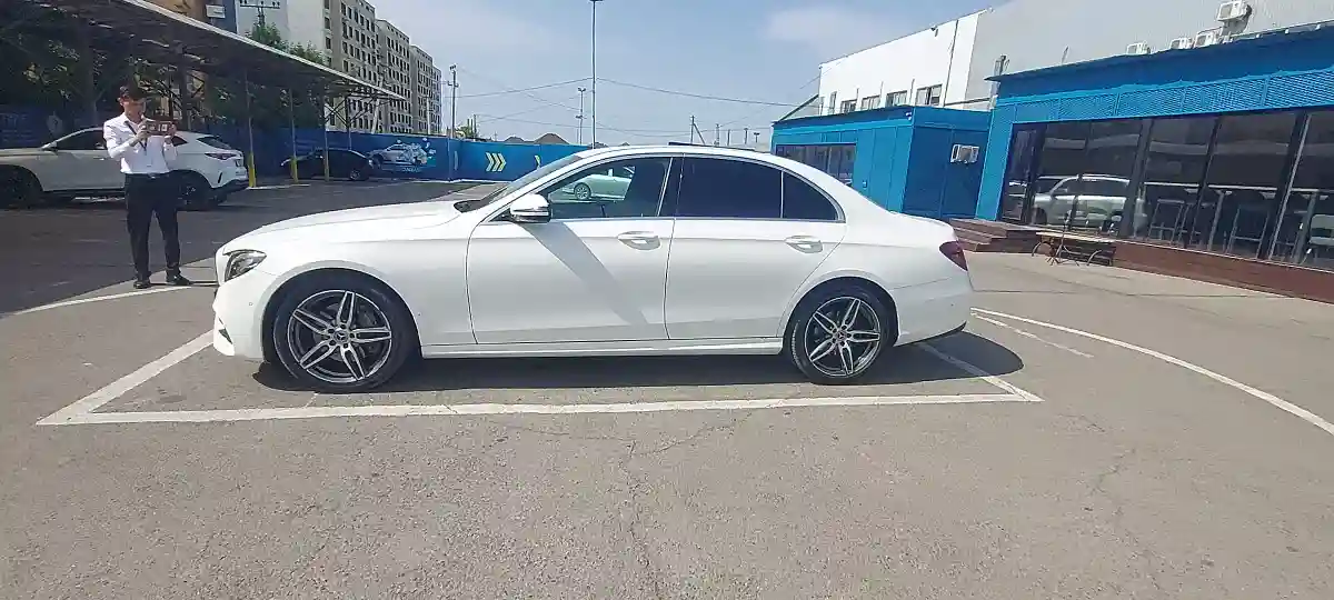Mercedes-Benz E-Класс 2019 года за 21 000 000 тг. в Алматы