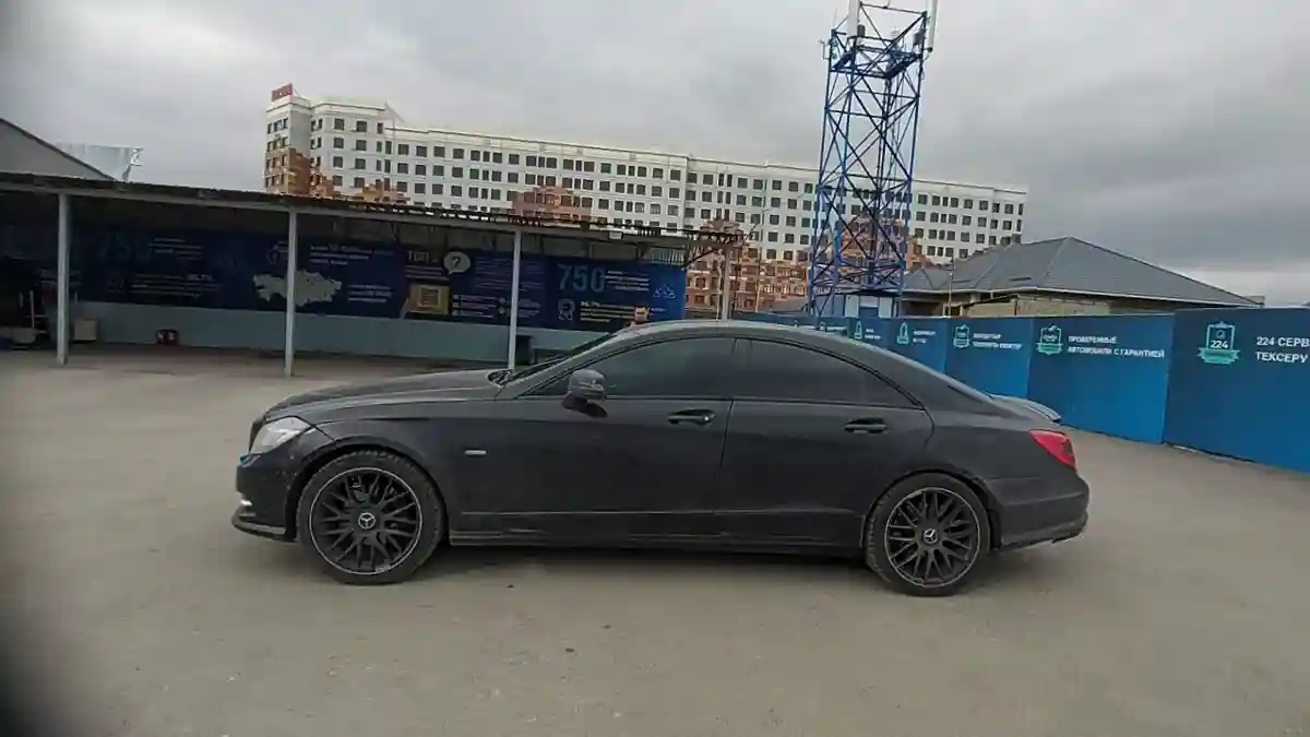 Mercedes-Benz CLS 2011 года за 16 000 000 тг. в Шымкент