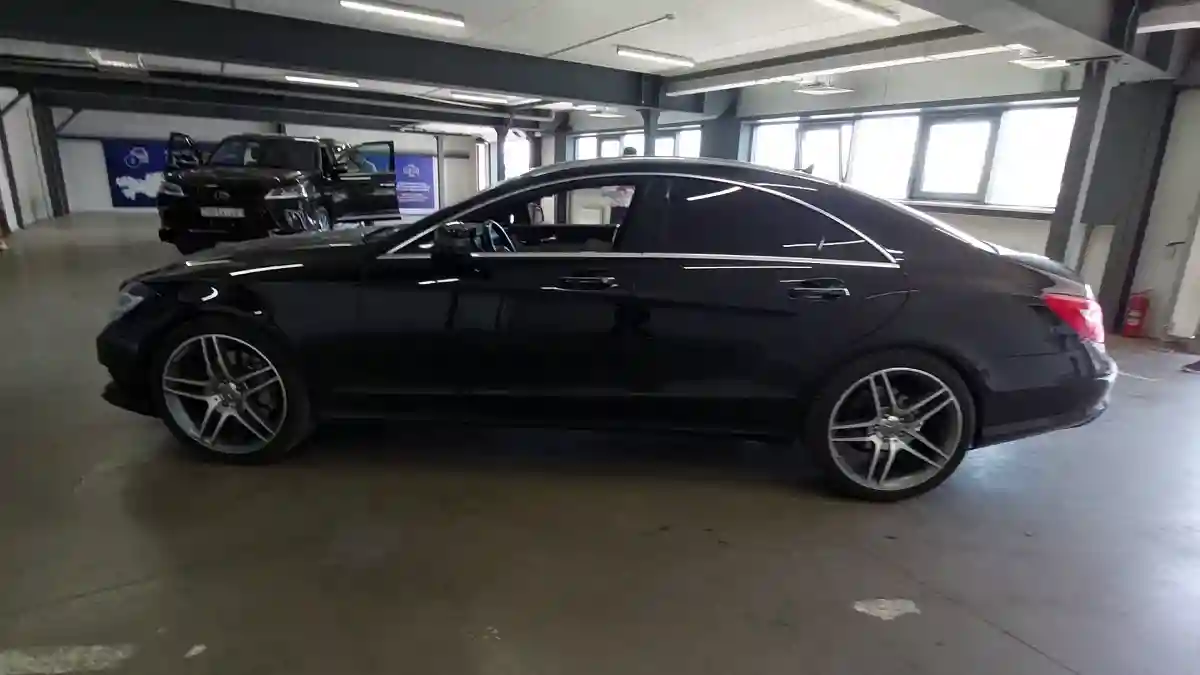 Mercedes-Benz CLS 2013 года за 15 000 000 тг. в Астана