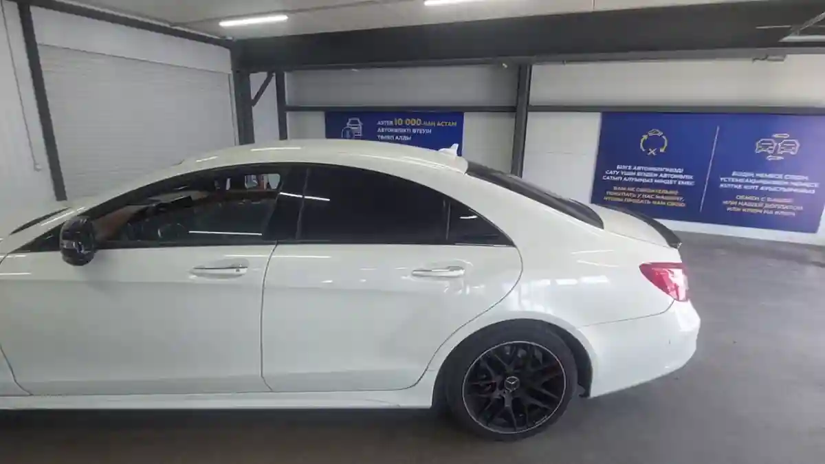 Mercedes-Benz CLS 2015 года за 16 300 000 тг. в Астана