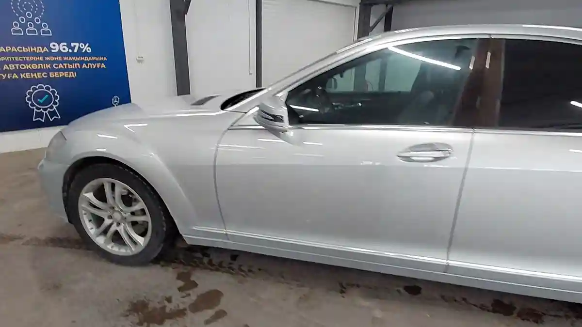 Mercedes-Benz S-Класс 2006 года за 6 500 000 тг. в Астана