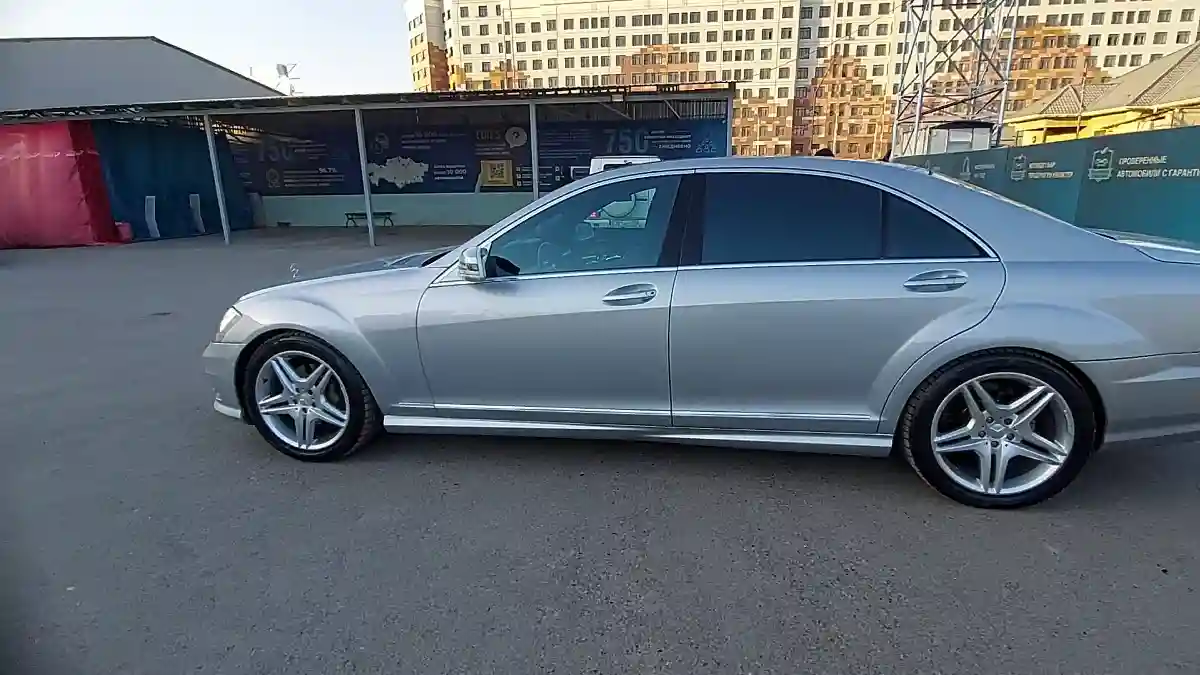 Mercedes-Benz S-Класс 2005 года за 8 500 000 тг. в Шымкент