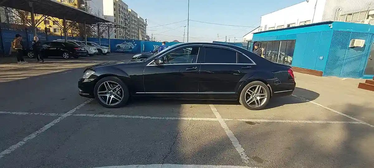 Mercedes-Benz S-Класс 2009 года за 11 500 000 тг. в Алматы