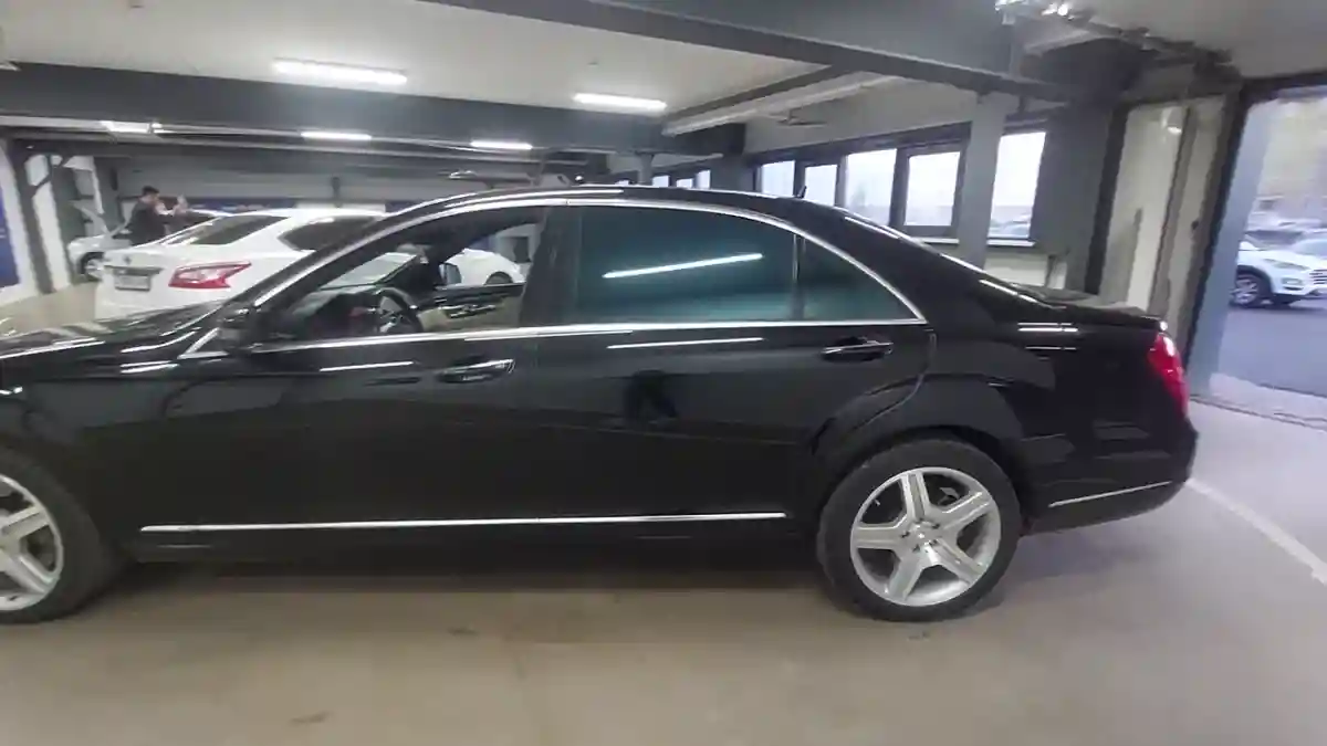 Mercedes-Benz S-Класс 2006 года за 8 000 000 тг. в Астана