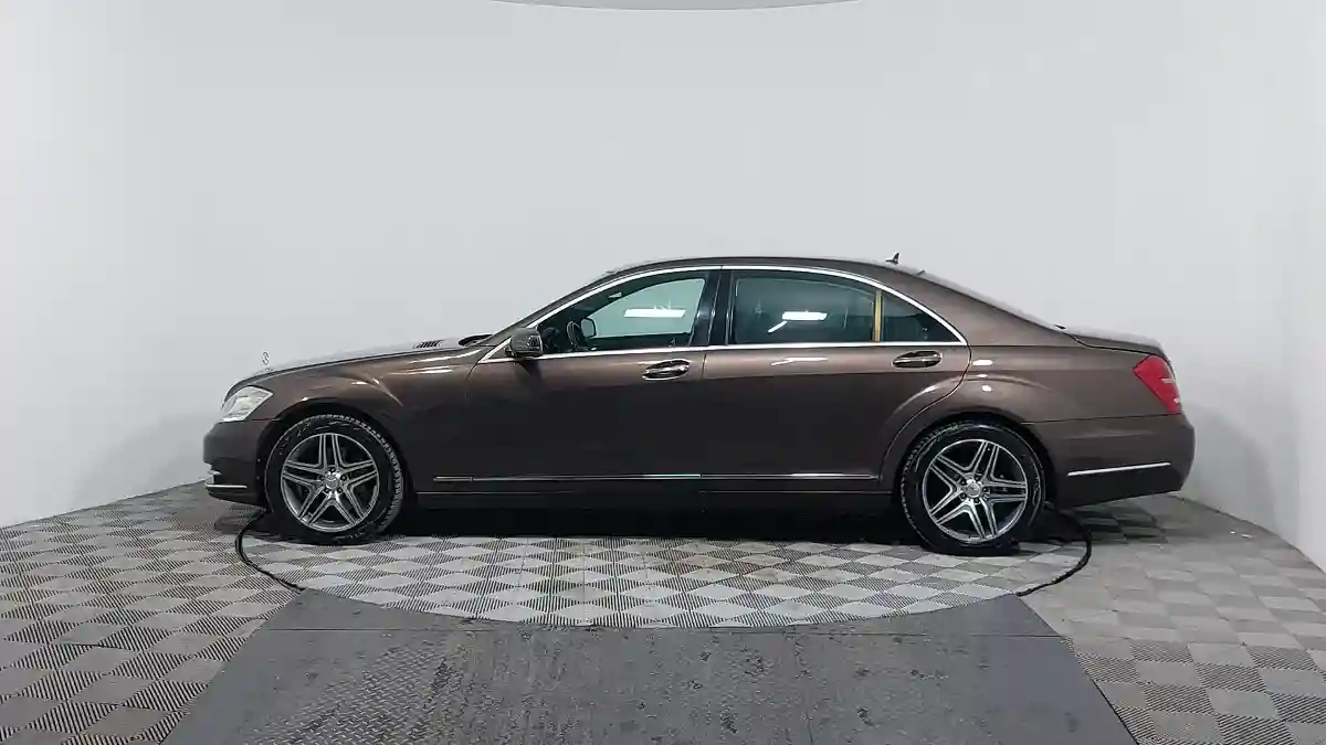 Mercedes-Benz S-Класс 2010 года за 12 000 000 тг. в Астана