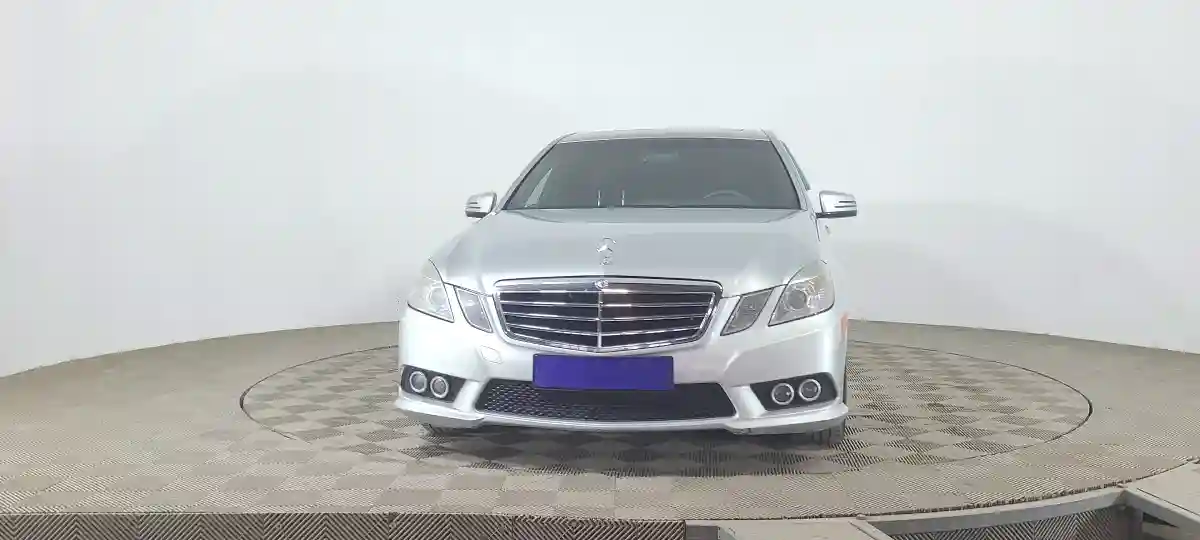 Mercedes-Benz E-Класс 2009 года за 7 940 000 тг. в Караганда