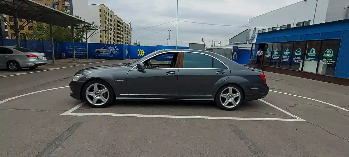 Mercedes-Benz S-Класс 2006 года за 7 500 000 тг. в Алматы