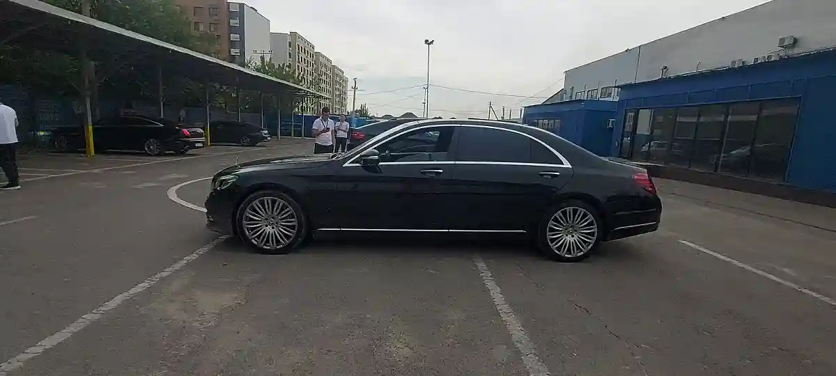 Mercedes-Benz S-Класс 2019 года за 40 000 000 тг. в Алматы