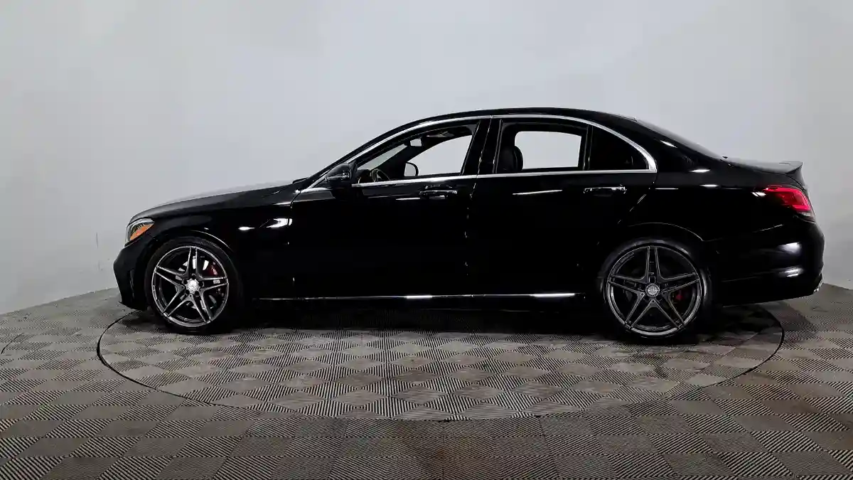 Mercedes-Benz C-Класс 2019 года за 11 990 000 тг. в Астана