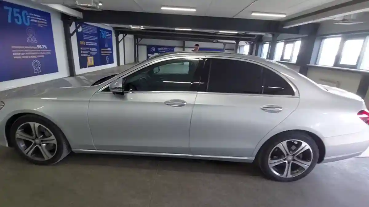 Mercedes-Benz E-Класс 2016 года за 16 500 000 тг. в Астана