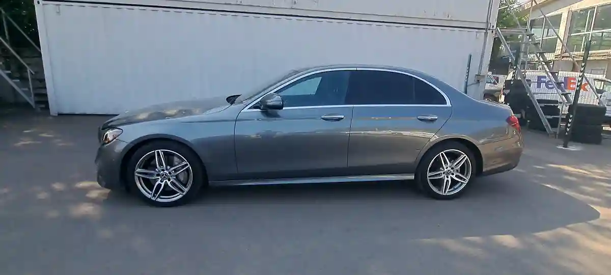 Mercedes-Benz E-Класс 2017 года за 16 545 000 тг. в Алматы
