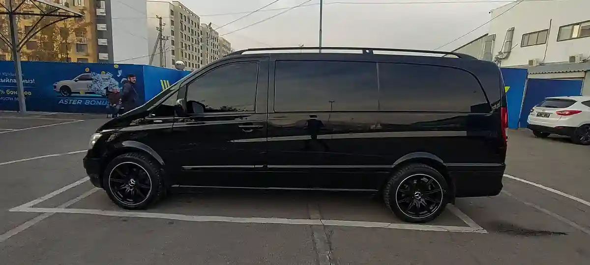 Mercedes-Benz Viano 2013 года за 15 000 000 тг. в Алматы