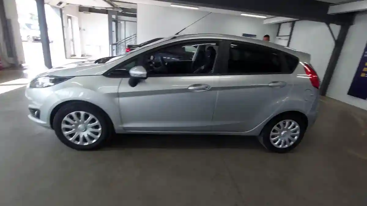 Ford Fiesta 2013 года за 5 000 000 тг. в Астана