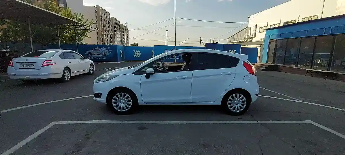 Ford Fiesta 2013 года за 3 900 000 тг. в Алматы