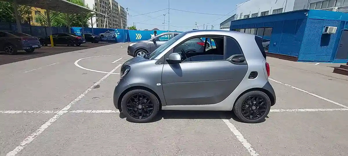 Smart Fortwo 2019 года за 7 000 000 тг. в Алматы