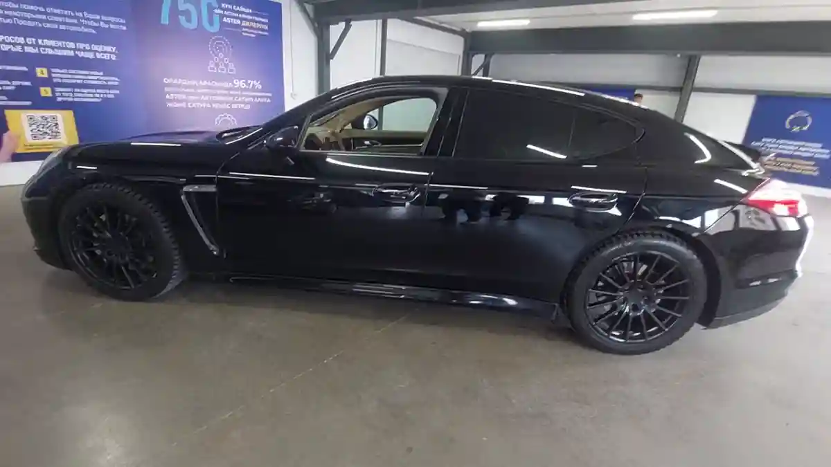 Porsche Panamera 2011 года за 11 500 000 тг. в Астана