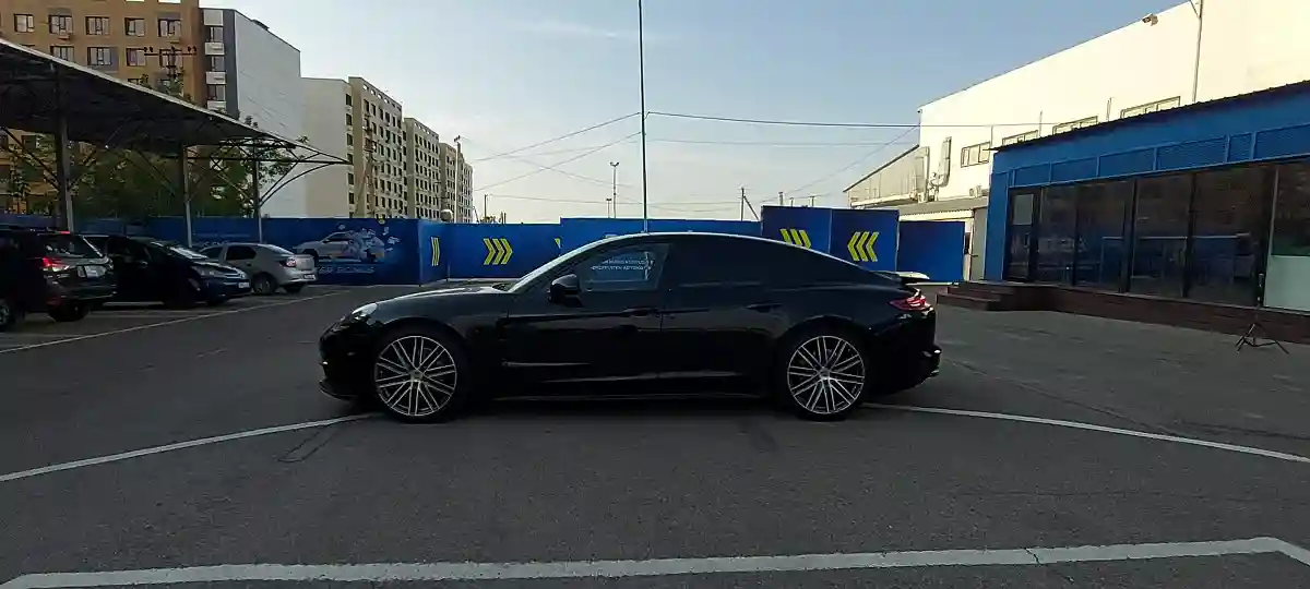 Porsche Panamera 2017 года за 37 000 000 тг. в Алматы