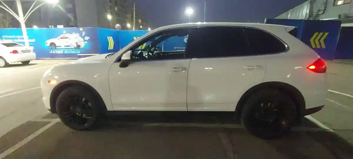 Porsche Cayenne 2010 года за 10 500 000 тг. в Алматы