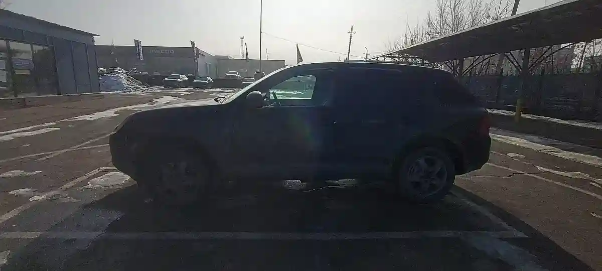 Porsche Cayenne 2004 года за 4 000 000 тг. в Алматы