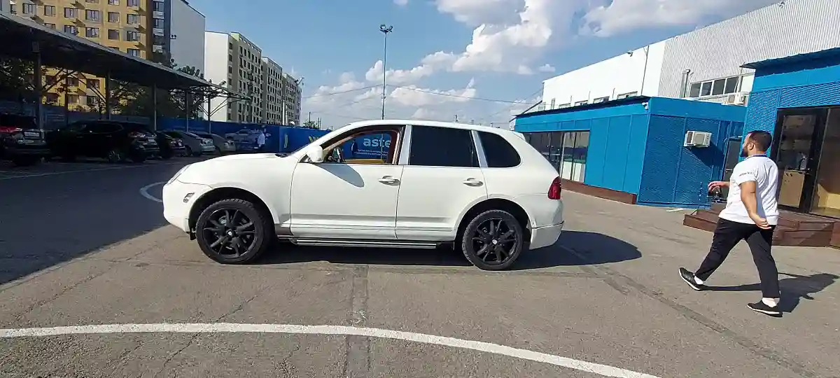 Porsche Cayenne 2004 года за 4 000 000 тг. в Алматы