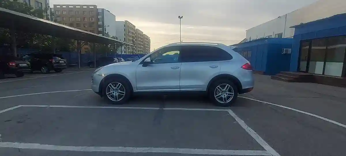 Porsche Cayenne 2011 года за 8 000 000 тг. в Алматы