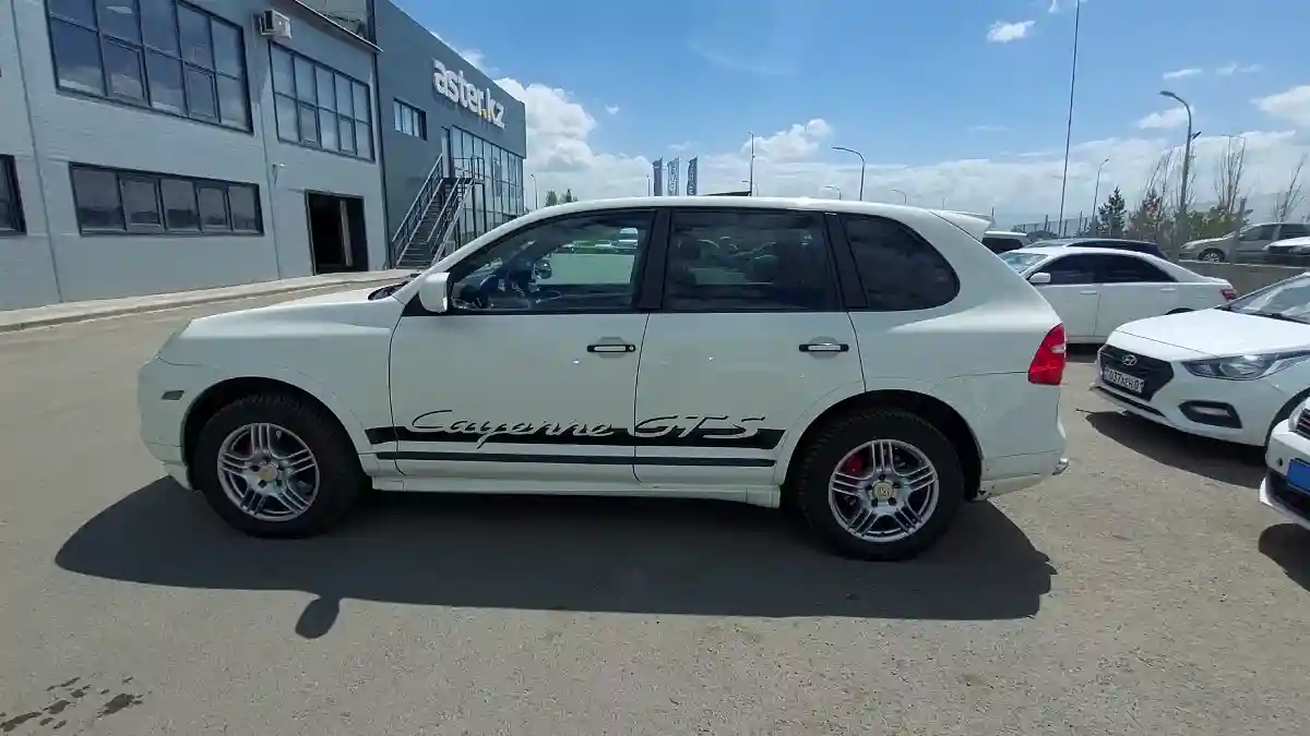 Porsche Cayenne 2008 года за 9 500 000 тг. в Астана