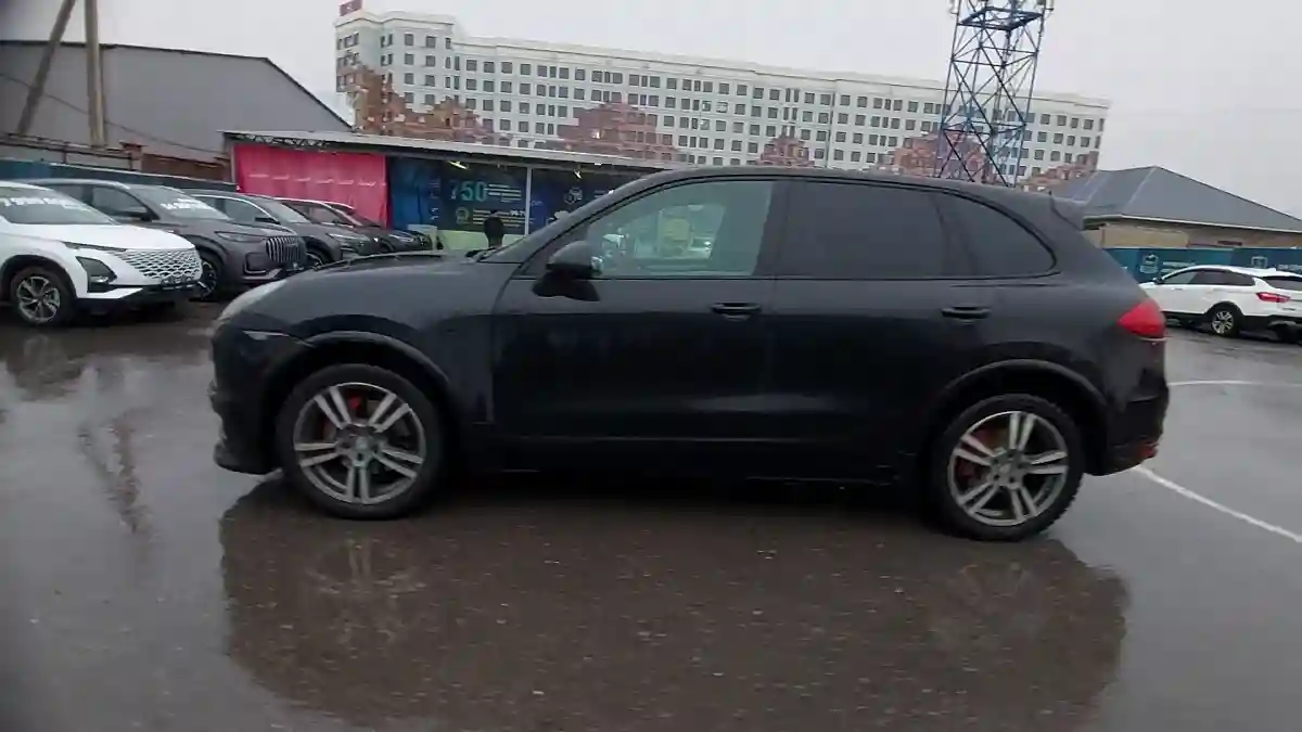 Porsche Cayenne 2010 года за 10 000 000 тг. в Шымкент