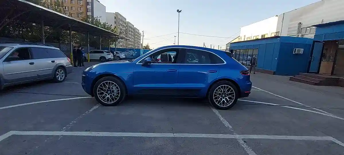 Porsche Macan 2015 года за 14 000 000 тг. в Алматы