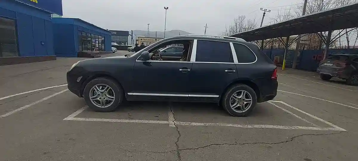 Porsche Cayenne 2004 года за 4 000 000 тг. в Алматы