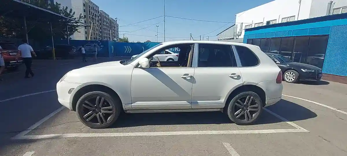 Porsche Cayenne 2005 года за 4 000 000 тг. в Алматы