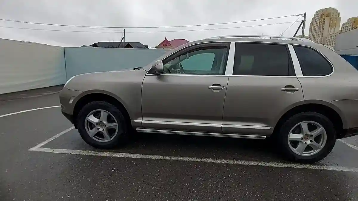 Porsche Cayenne 2006 года за 7 000 000 тг. в Шымкент