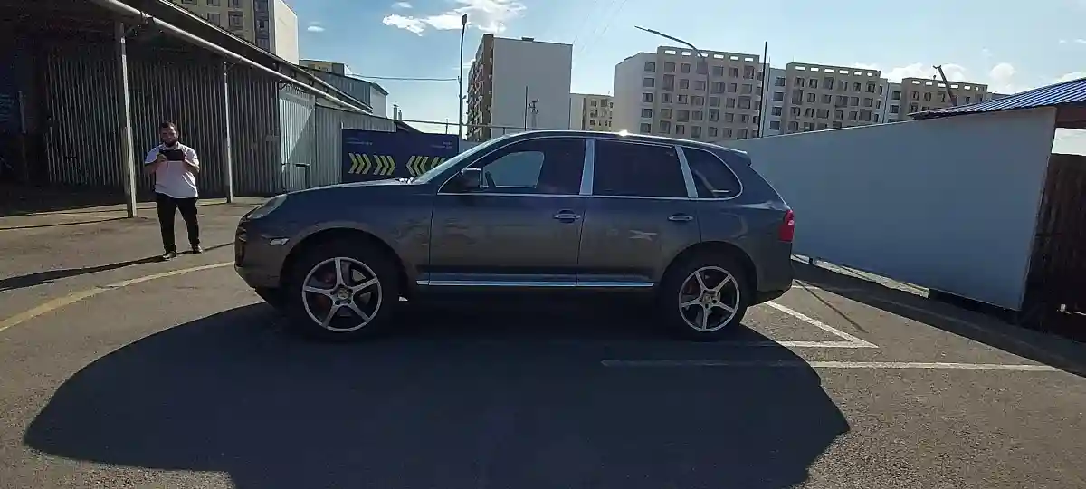 Porsche Cayenne 2007 года за 7 000 000 тг. в Алматы