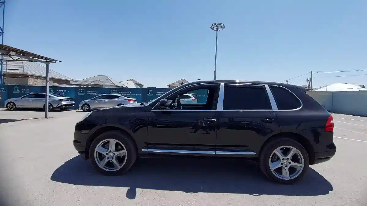 Porsche Cayenne 2009 года за 8 000 000 тг. в Шымкент