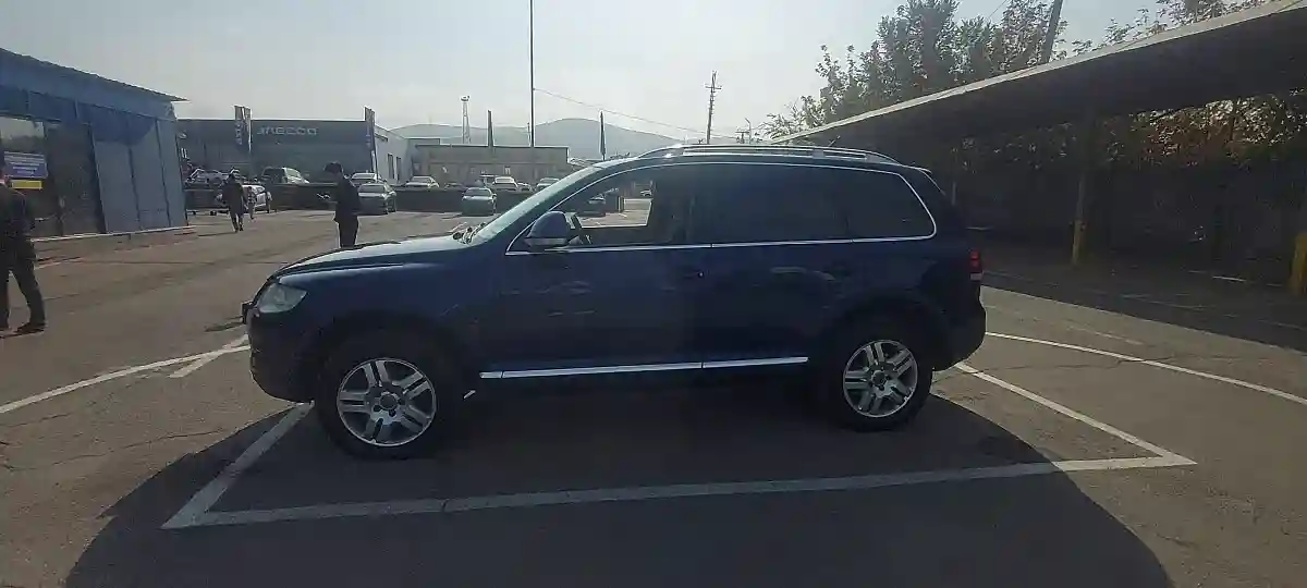 Volkswagen Touareg 2007 года за 7 500 000 тг. в Алматы