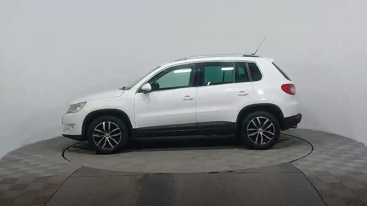 Volkswagen Tiguan 2009 года за 4 690 000 тг. в Астана