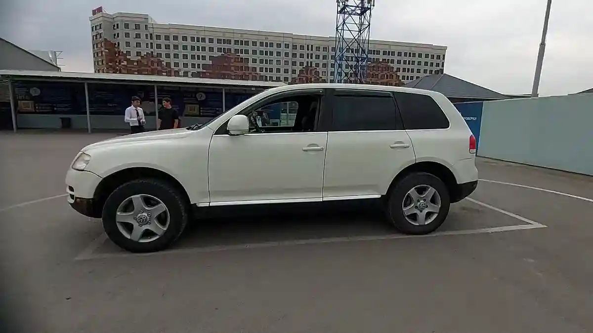 Volkswagen Touareg 2004 года за 5 000 000 тг. в Шымкент