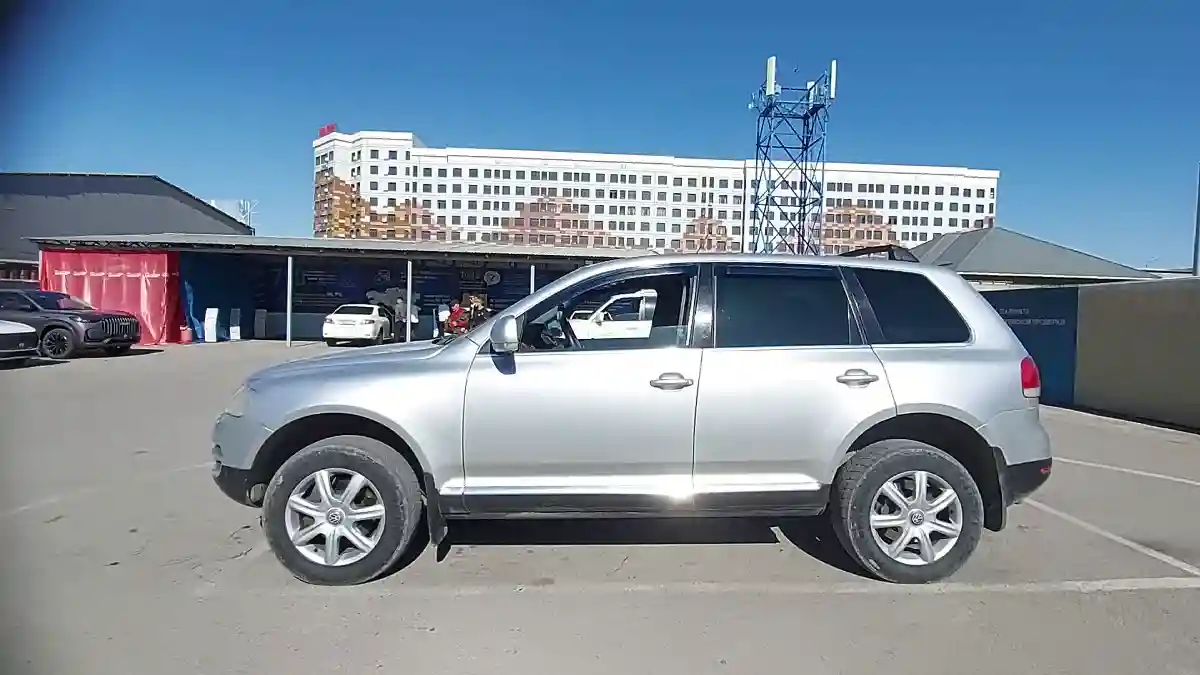Volkswagen Touareg 2003 года за 4 500 000 тг. в Шымкент
