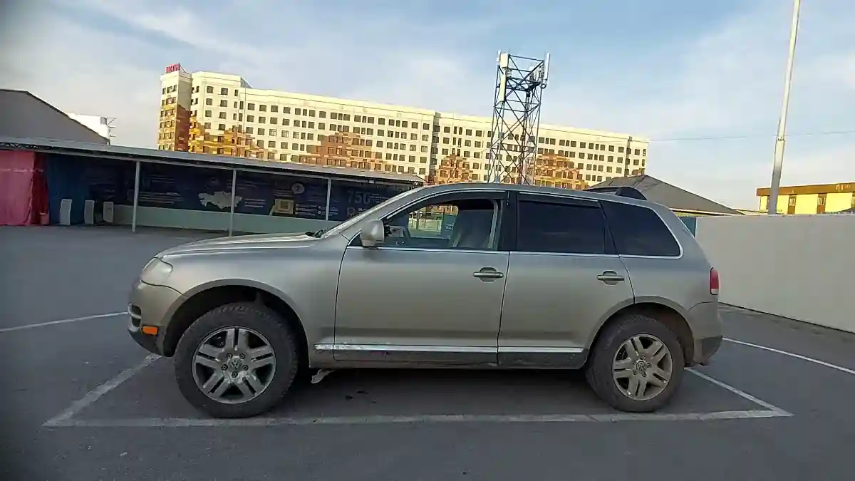 Volkswagen Touareg 2005 года за 6 000 000 тг. в Шымкент