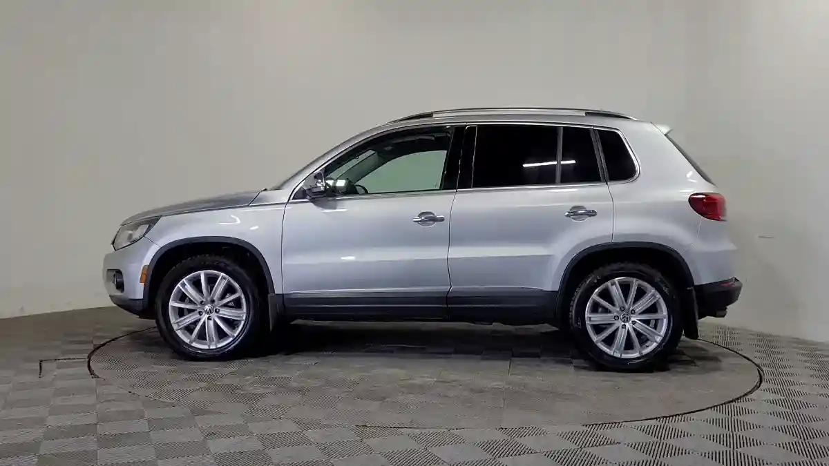 Volkswagen Tiguan 2013 года за 6 950 000 тг. в Алматы