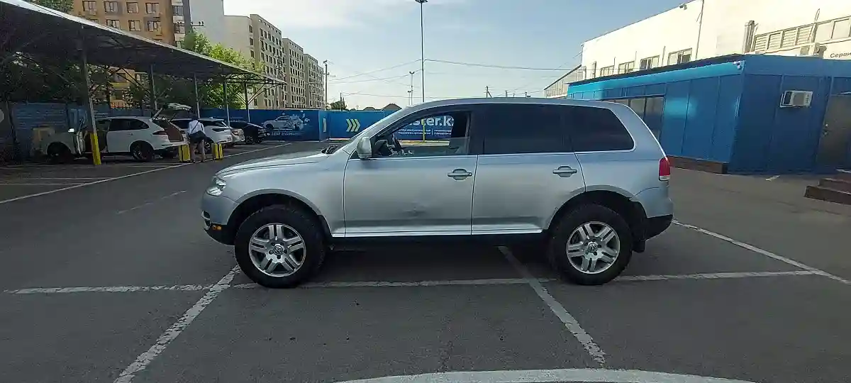 Volkswagen Touareg 2005 года за 4 200 000 тг. в Алматы