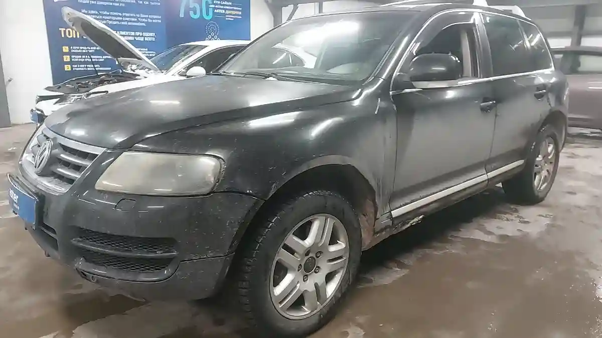 Volkswagen Touareg 2004 года за 5 000 000 тг. в Астана