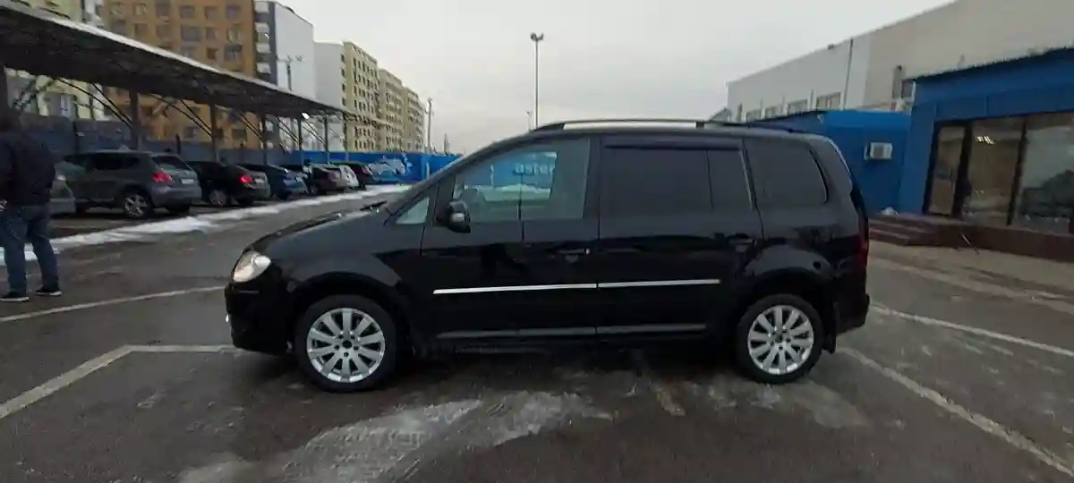 Volkswagen Touran 2007 года за 4 500 000 тг. в Алматы