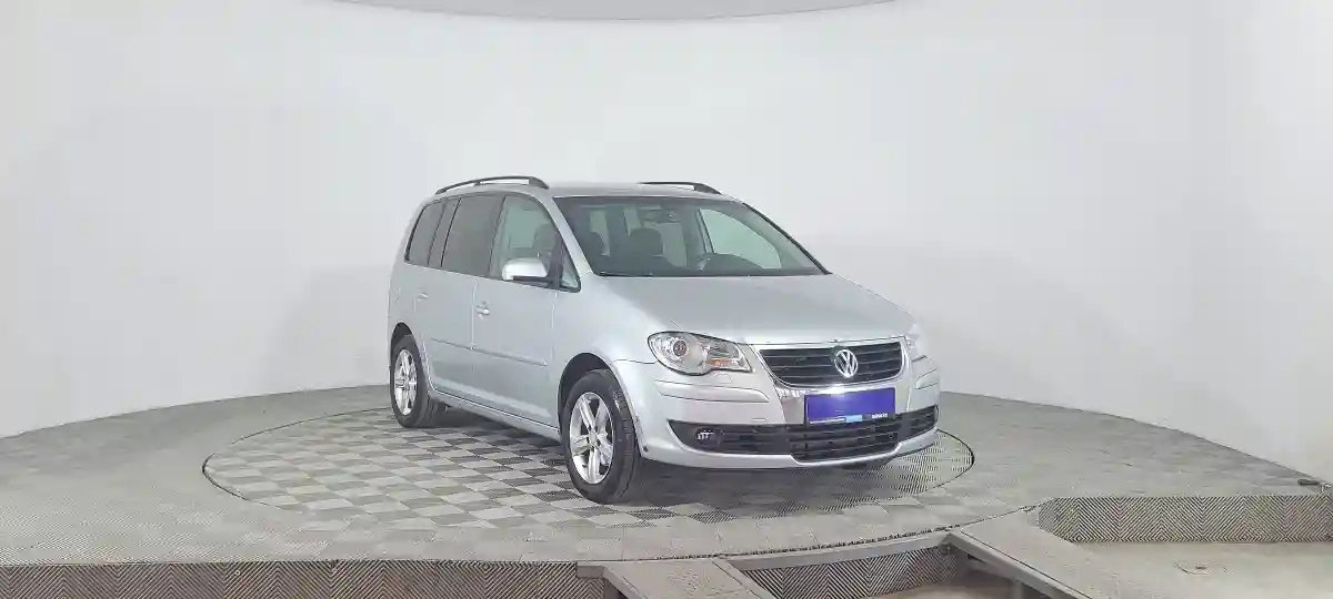 Volkswagen Touran 2008 года за 4 290 000 тг. в Караганда