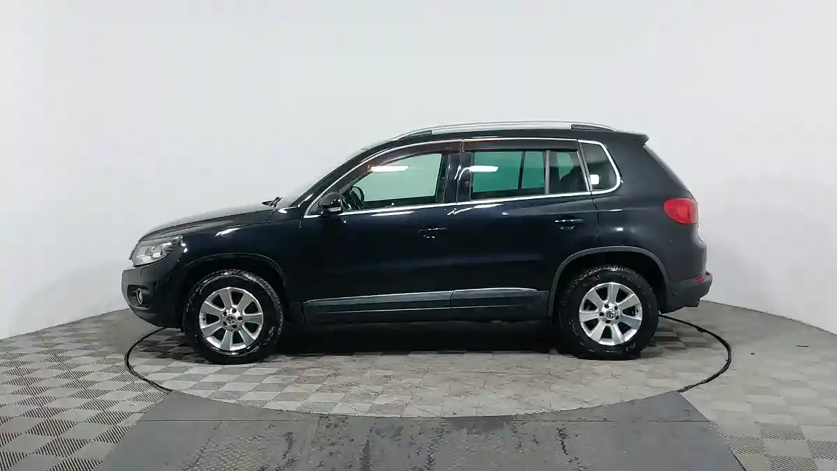 Volkswagen Tiguan 2013 года за 6 890 000 тг. в Астана