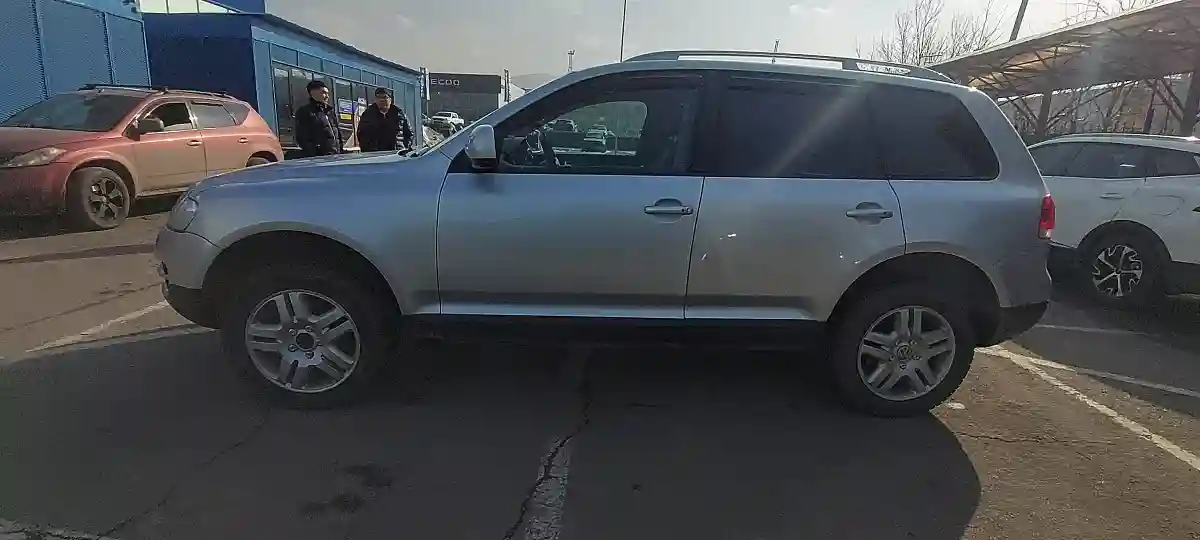 Volkswagen Touareg 2002 года за 4 600 000 тг. в Алматы